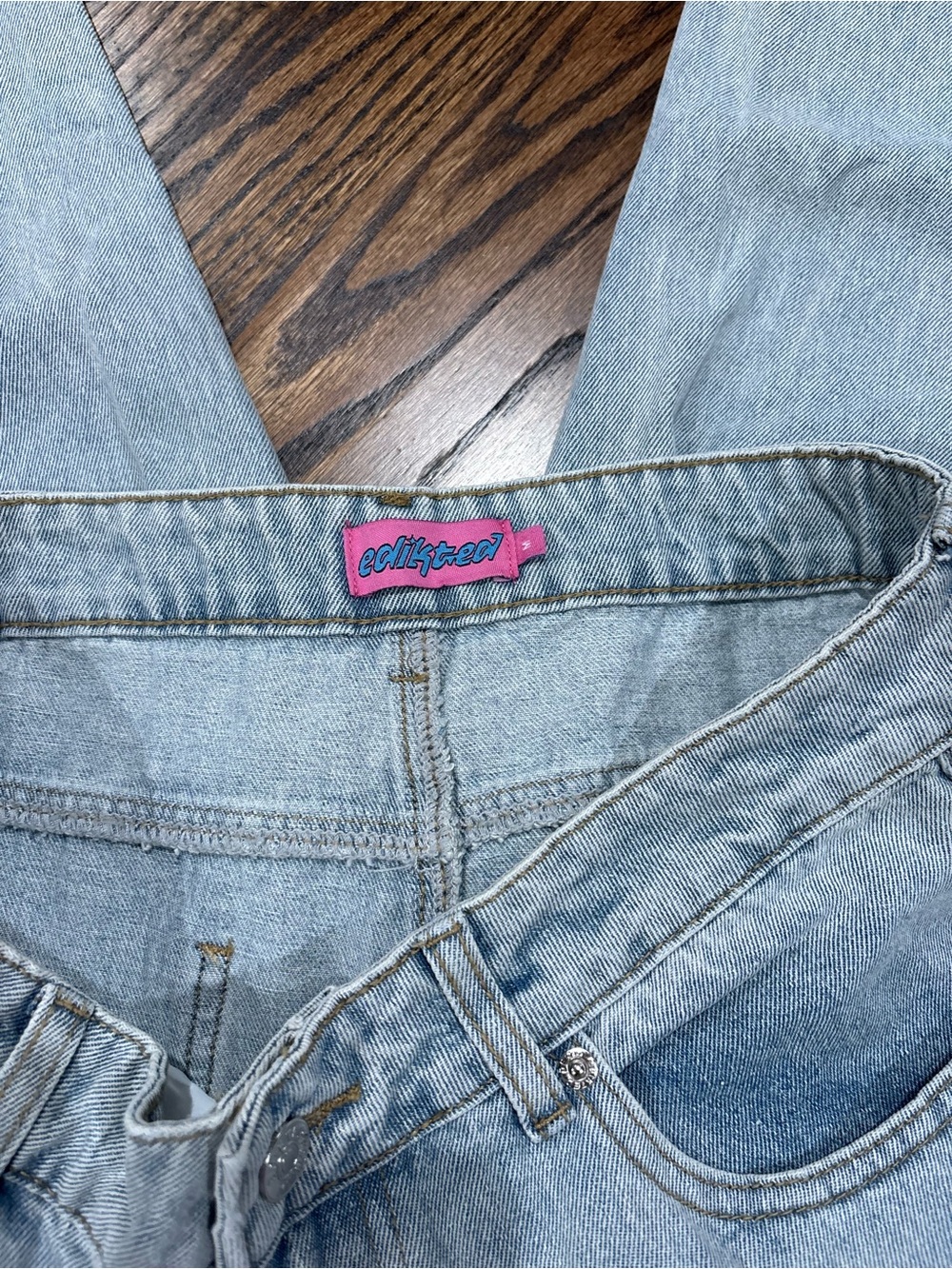 Pink bow jeans - Picture 3 of 3